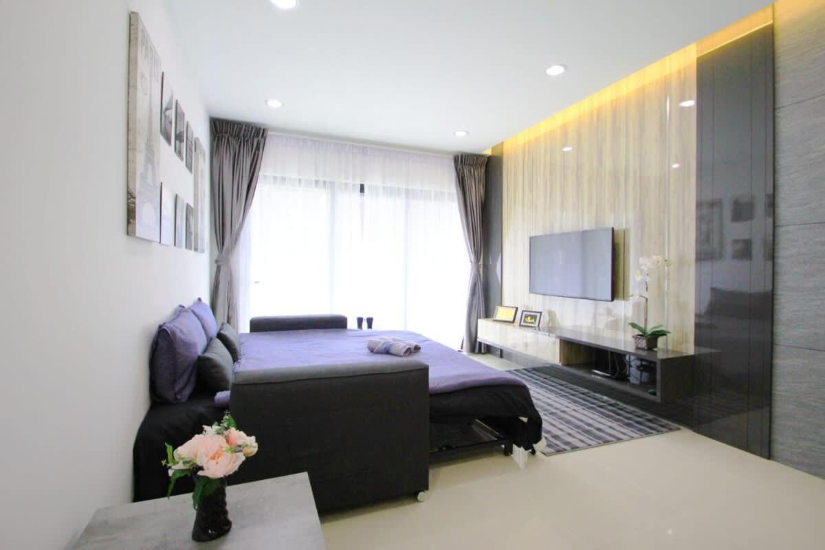 A Stylish High-Floor 2Br Suasana Suites Views Johor Bahru Kültér fotó